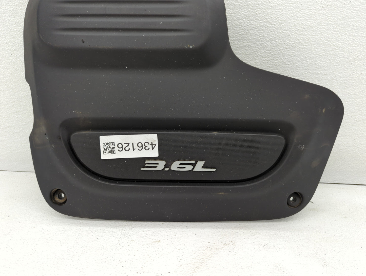 2017 Chrysler Pacifica Engine Cover - Oemusedautoparts1.com