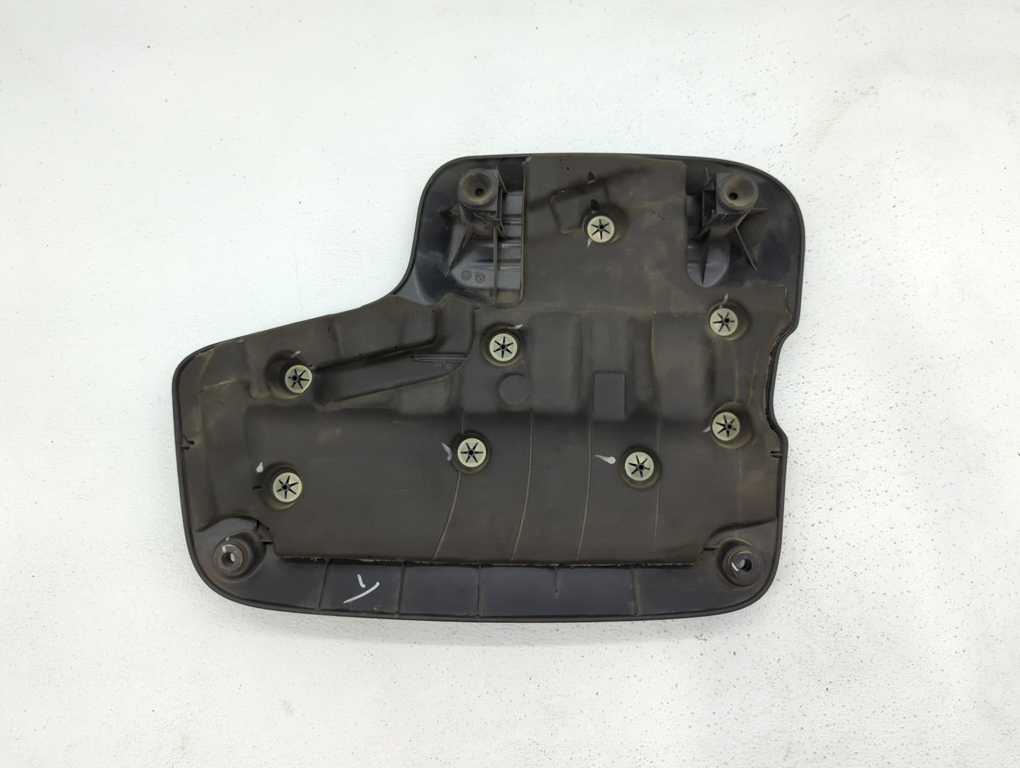 2017 Chrysler Pacifica Engine Cover - Oemusedautoparts1.com