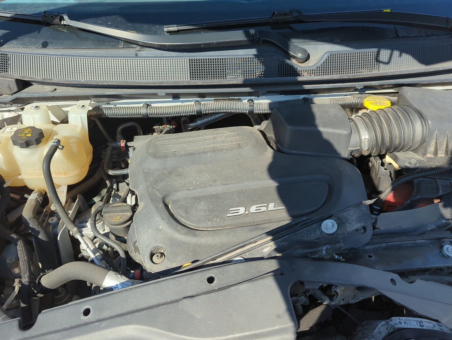 2017-2022 Chrysler Pacifica 3.6L Engine Motor Complete Assembly 94K Miles Tested-Runs Good OEM Used Auto Parts - Oemusedauto