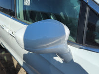 2017-2019 Chrysler Pacifica Passenger Side View Mirror - Right Door Mirror OEM Used - Oemusedautoparts1.com