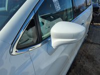 2017-2019 Chrysler Pacifica Driver Side View Mirror - Left Door Mirror OEM Used - Oemusedautoparts1.com