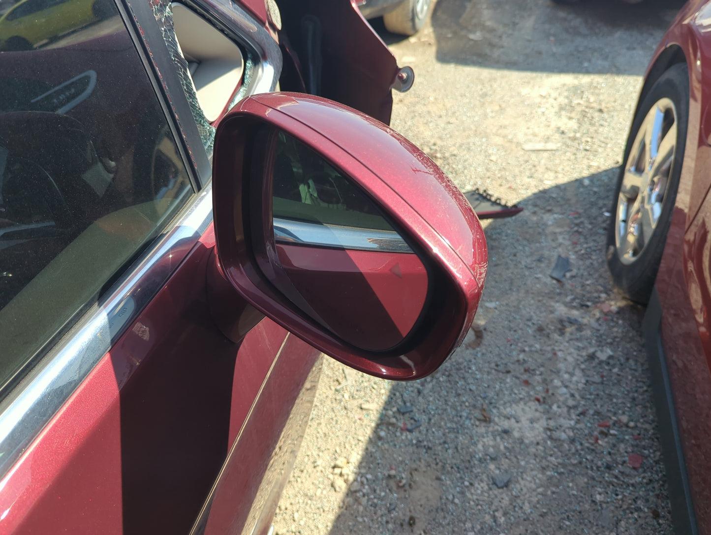 2017-2019 Chrysler Pacifica Passenger Side View Mirror - Right Door Mirror OEM Used - Oemusedautoparts1.com