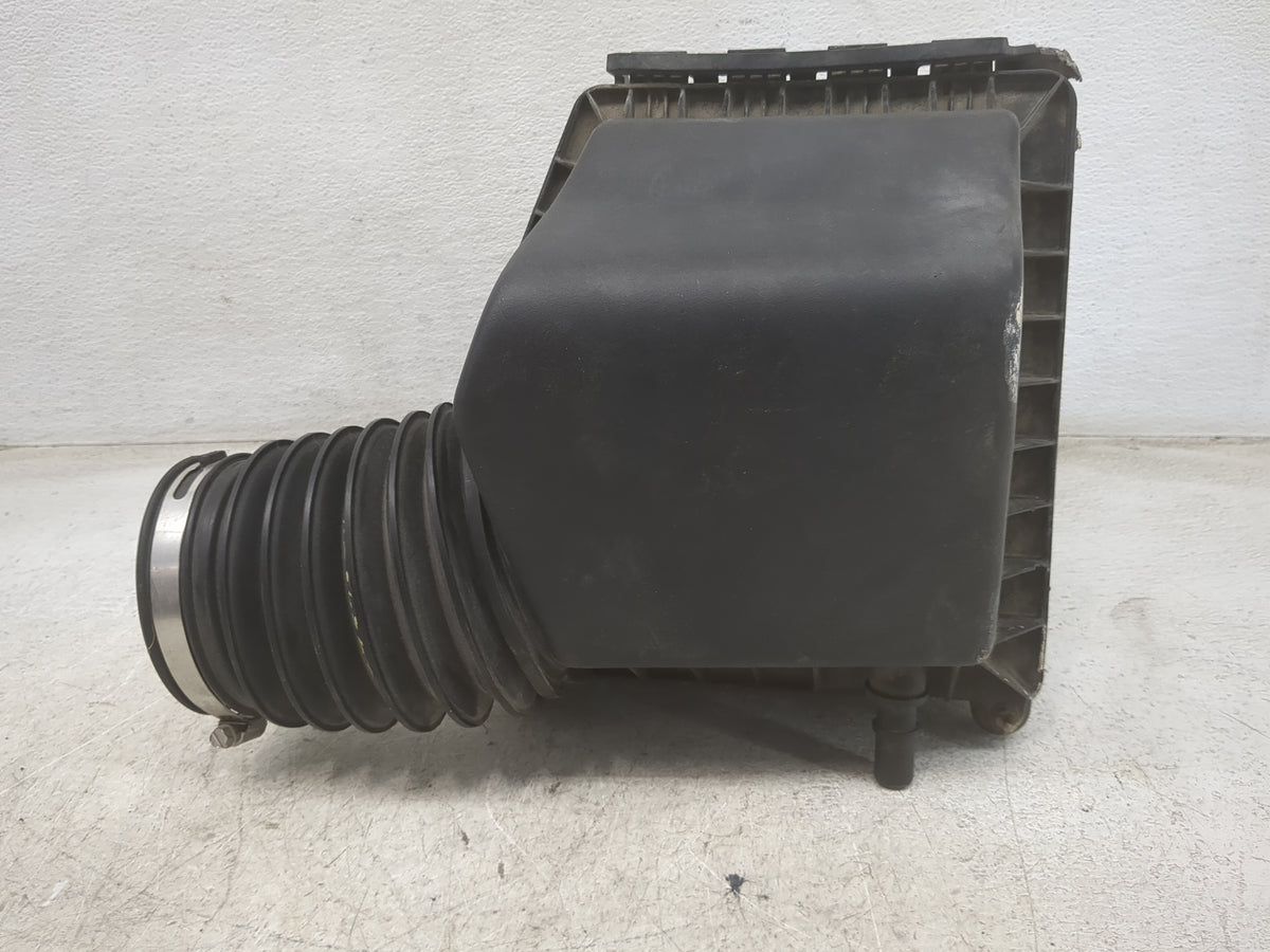 2017 Chrysler Pacifica Air Cleaner Intake Duct Hose Tube 5028644 - Oemusedautoparts1.com