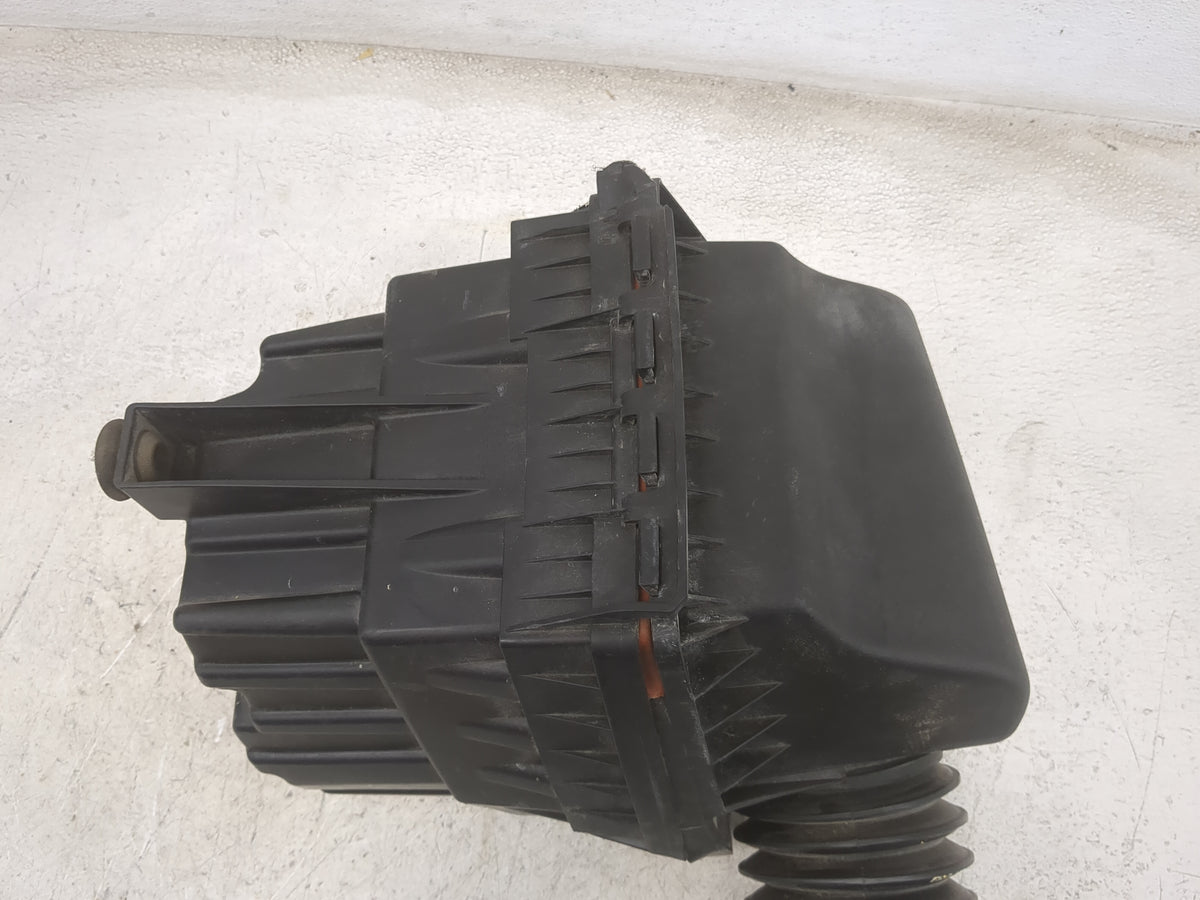 2017 Chrysler Pacifica Air Cleaner Intake Duct Hose Tube 5028644 - Oemusedautoparts1.com