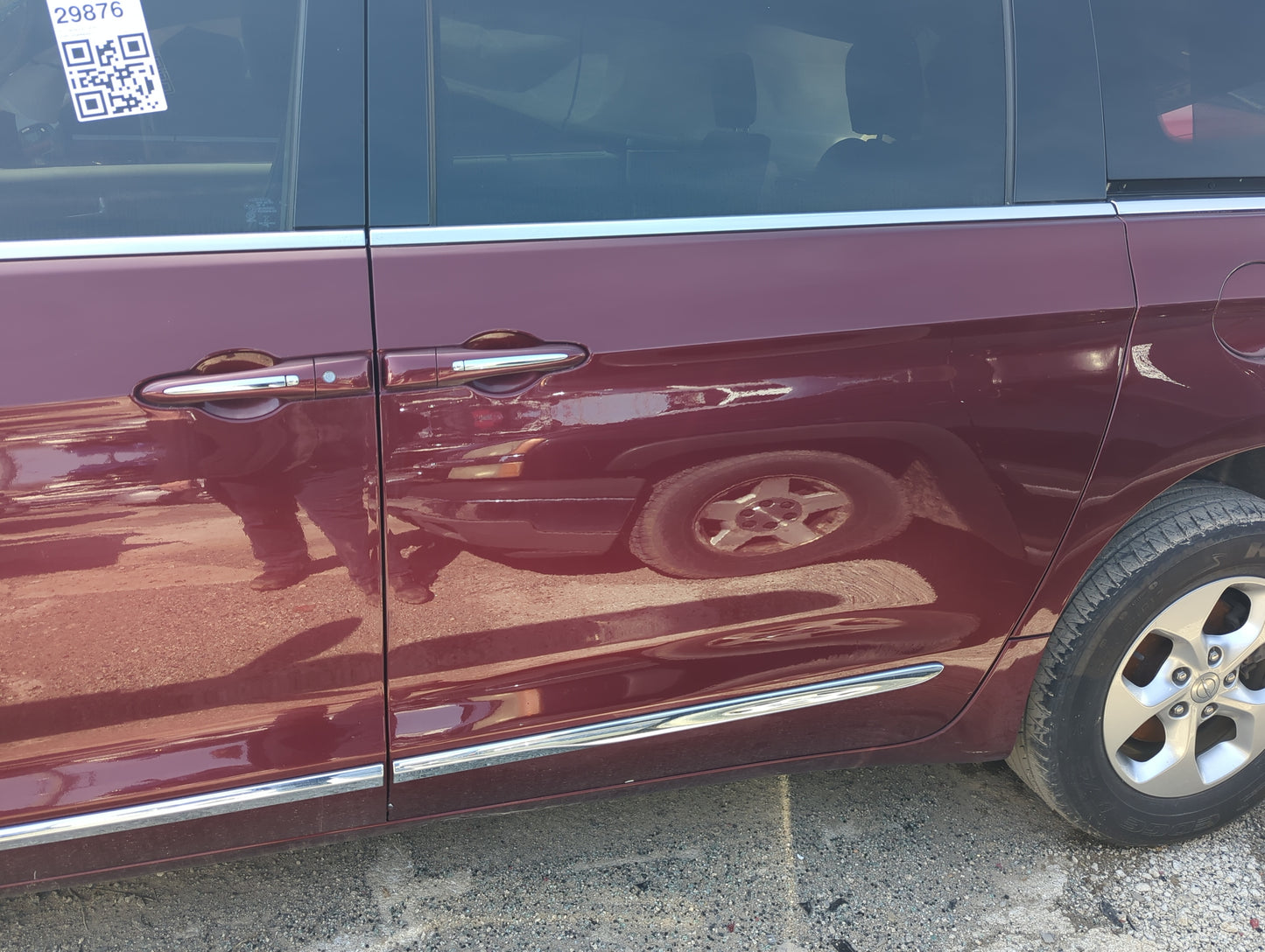 2017-2022 Chrysler Pacifica Driver Rear Door Oem - Oemusedautoparts1.com