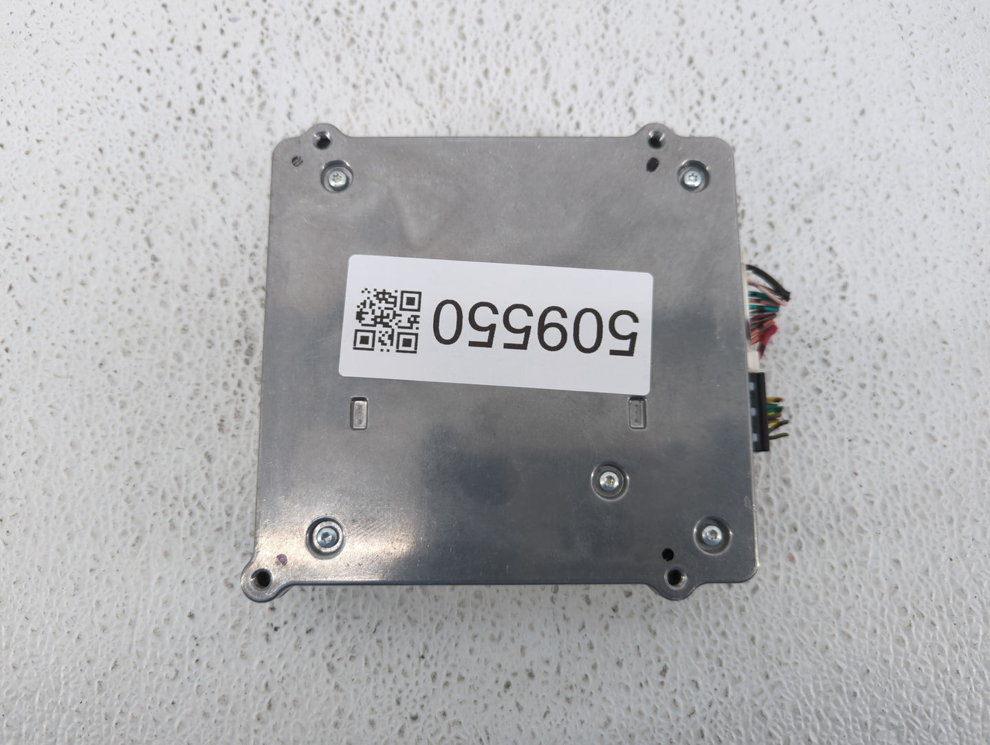 2017-2018 Chrysler Pacifica Radio AM FM Cd Player Receiver Replacement P/N:68207344AF Fits Fits 2017 2018 OEM Used Auto Part