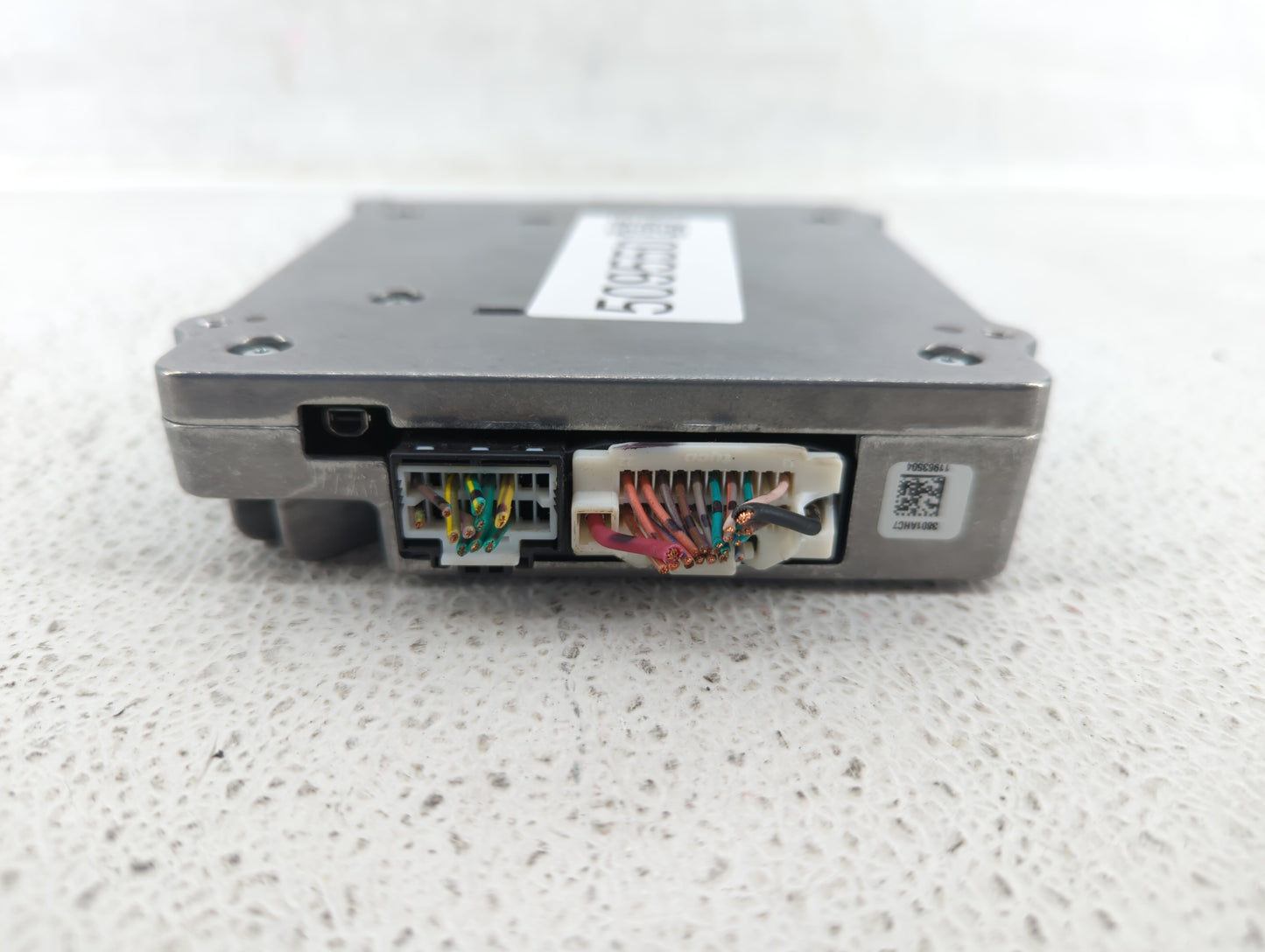 2017-2018 Chrysler Pacifica Radio AM FM Cd Player Receiver Replacement P/N:68207344AF Fits Fits 2017 2018 OEM Used Auto Part
