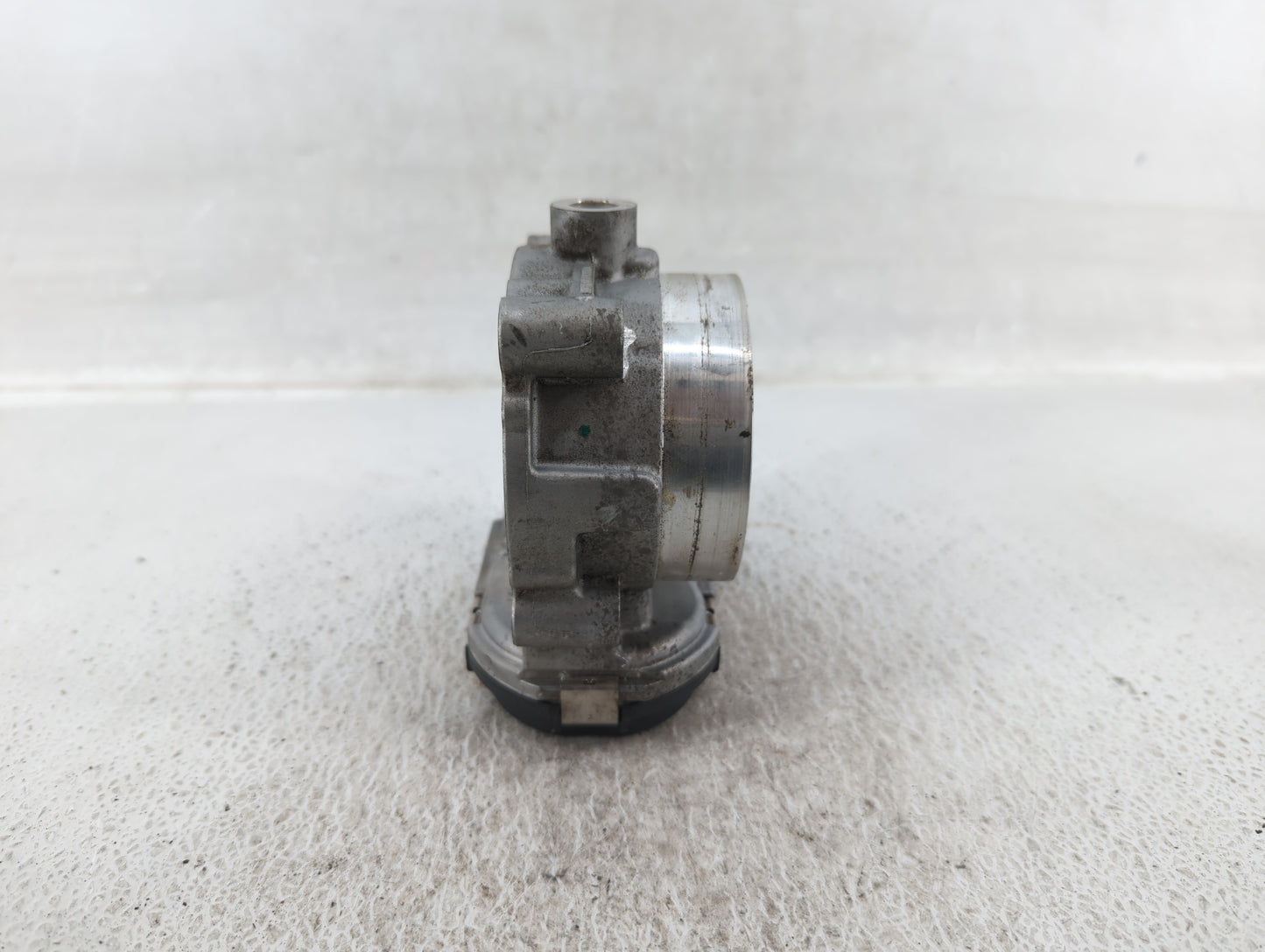 2017-2022 Chrysler Pacifica Throttle Body P/N:05184349AE 05184349AC Fits OEM Used Auto Parts - Oemusedautoparts1.com