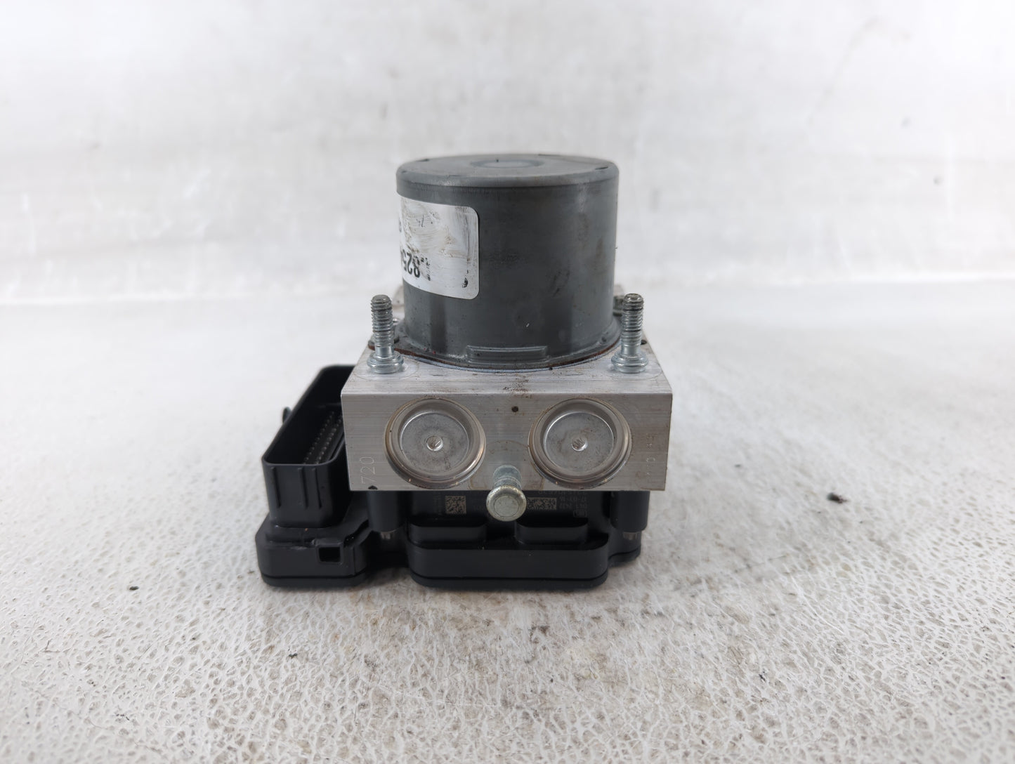 2017-2018 Chrysler Pacifica ABS Pump Control Module Replacement P/N:P68330875AB Fits Fits 2017 2018 OEM Used Auto Parts - Oe