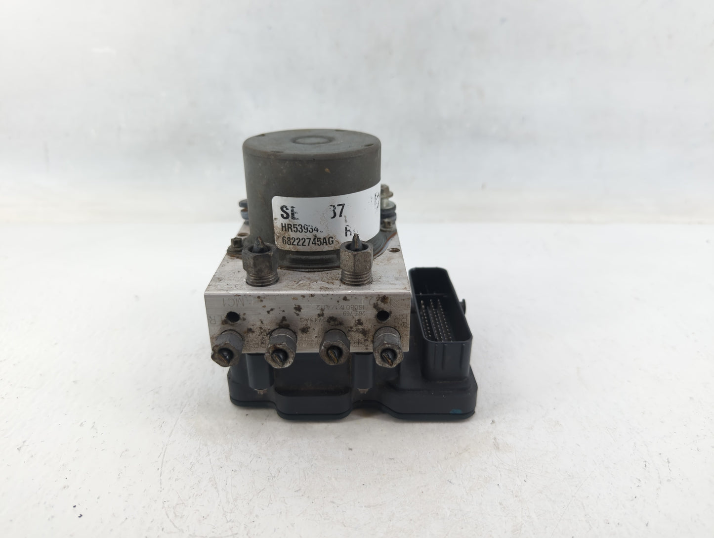 2017-2018 Chrysler Pacifica ABS Pump Control Module Replacement P/N:68222745AG Fits Fits 2017 2018 OEM Used Auto Parts - Oem
