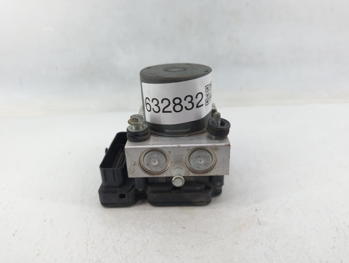 2017-2018 Chrysler Pacifica Anti-Lock Brake ABS Pump Module Actuator OEM P/N:68222745AG Fits Fits 2017 2018 OEM Used Auto Pa