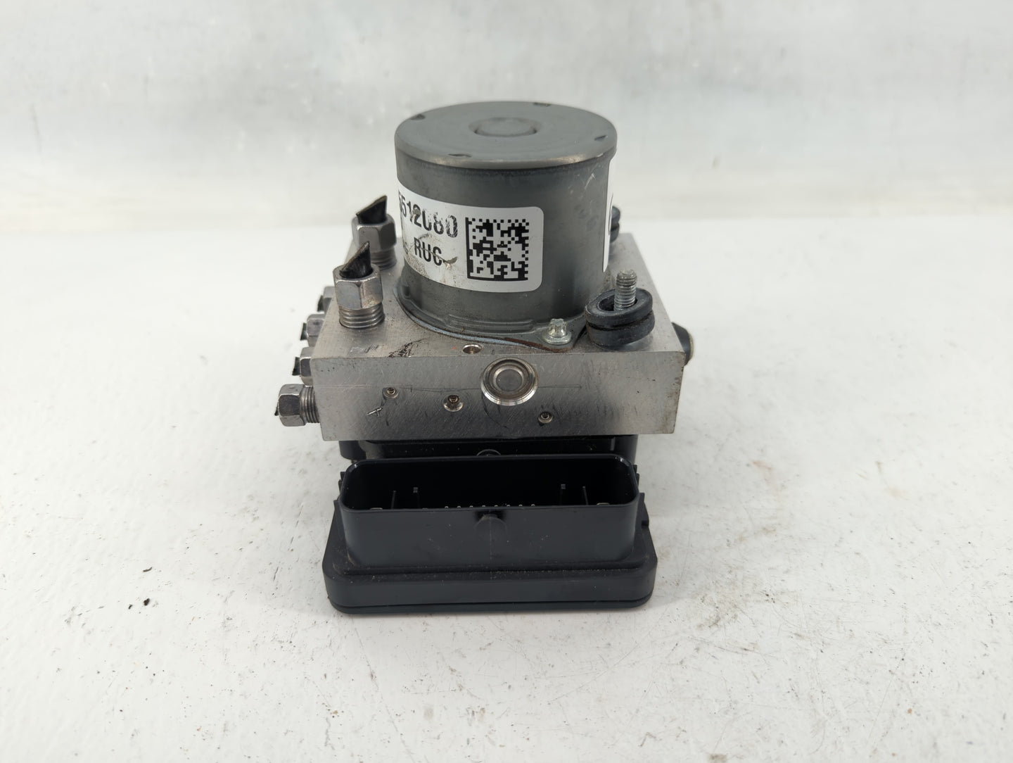 2017-2018 Chrysler Pacifica ABS Pump Control Module Replacement P/N:68222745AG Fits Fits 2017 2018 OEM Used Auto Parts - Oem