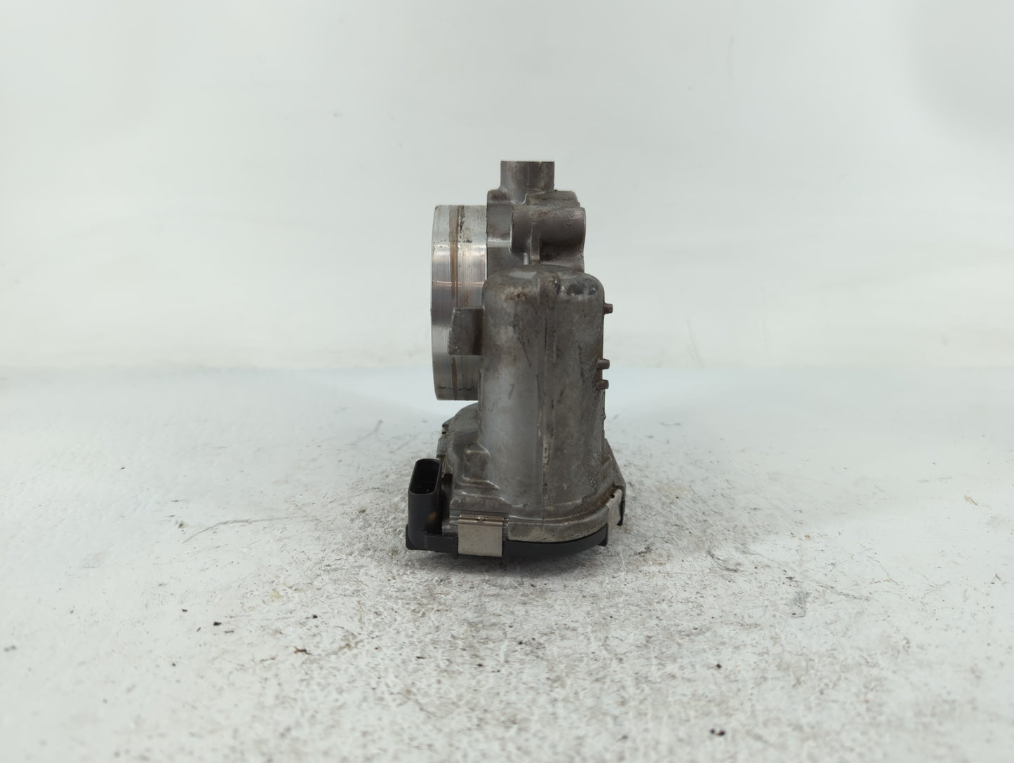 2017-2022 Chrysler Pacifica Throttle Body P/N:0 280 750 570 05184349AC Fits OEM Used Auto Parts - Oemusedautoparts1.com