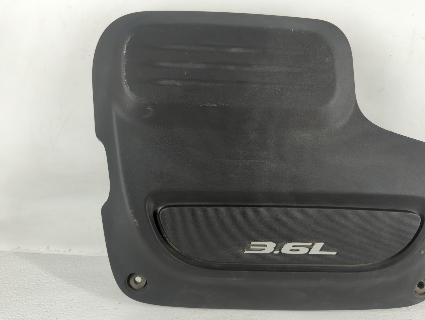 2017 Chrysler Pacifica Engine Cover - Oemusedautoparts1.com