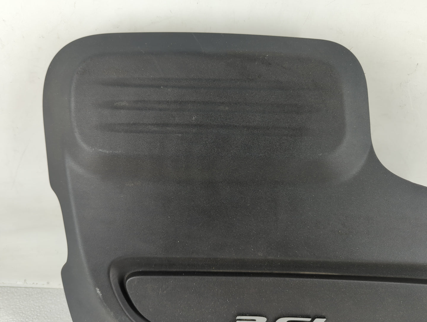 2017 Chrysler Pacifica Engine Cover - Oemusedautoparts1.com