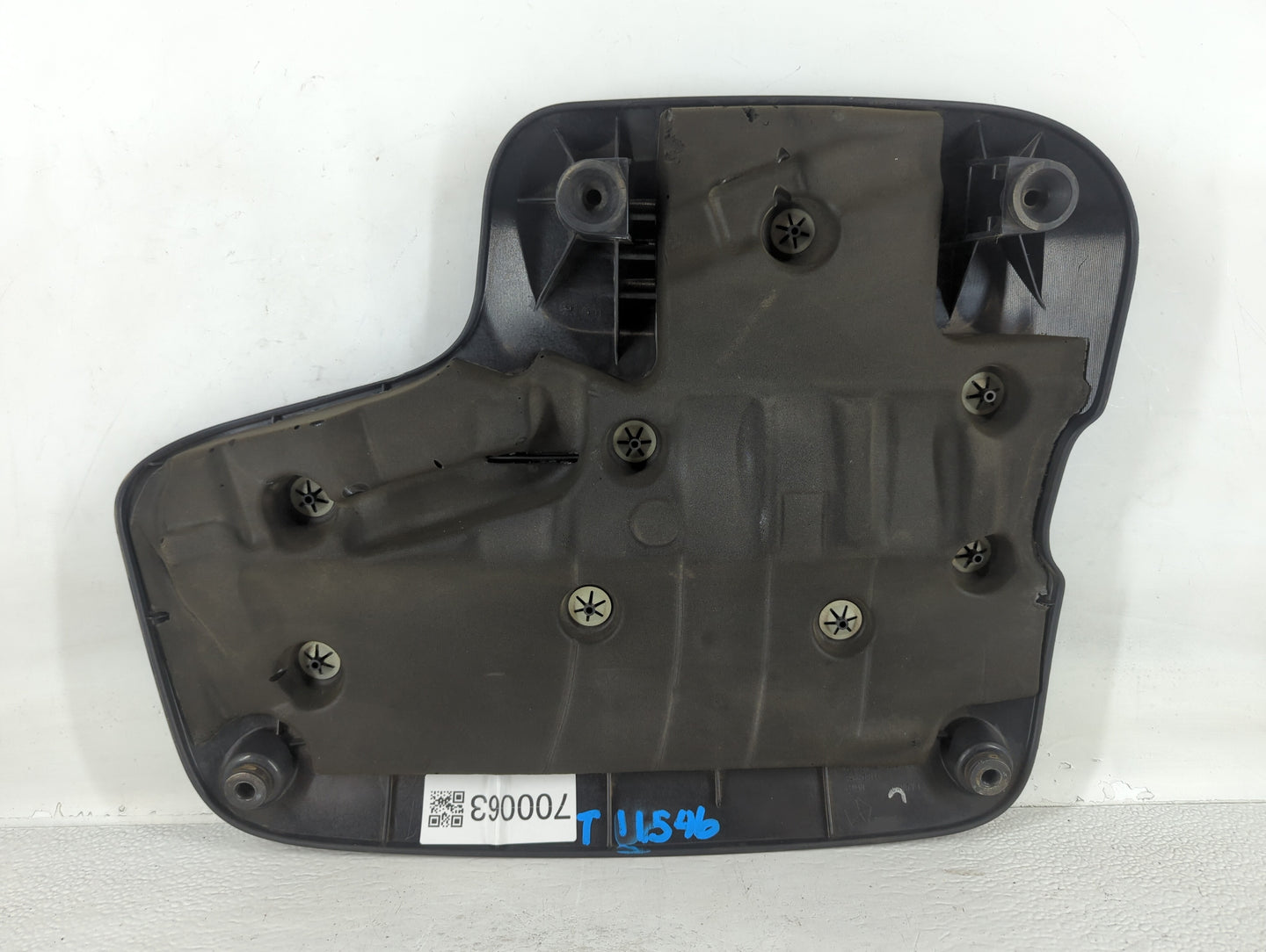 2017 Chrysler Pacifica Engine Cover - Oemusedautoparts1.com