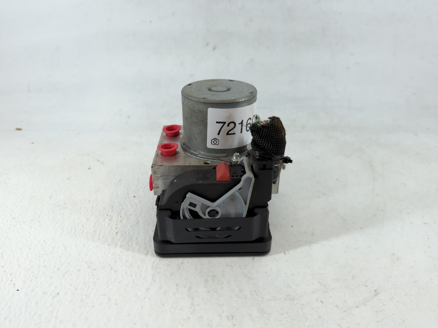 2017-2018 Chrysler Pacifica ABS Pump Control Module Replacement P/N:68370659AA Fits Fits 2017 2018 OEM Used Auto Parts - Oem