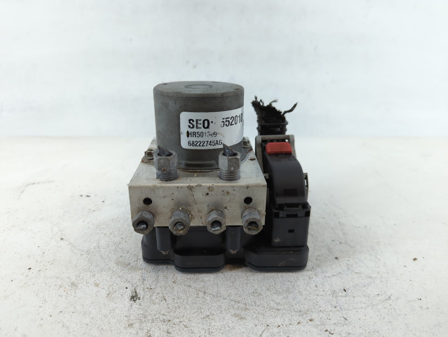 2017-2018 Chrysler Pacifica ABS Pump Control Module Replacement P/N:68222745AG Fits Fits 2017 2018 OEM Used Auto Parts - Oem
