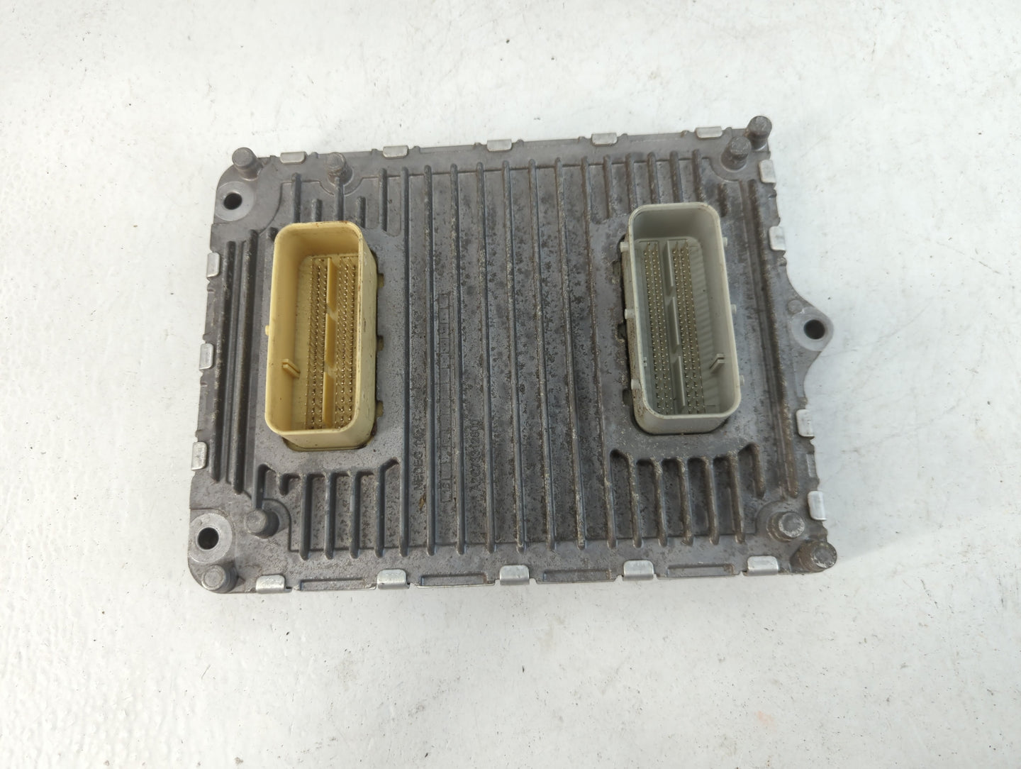 2017 Chrysler Pacifica PCM Engine Control Computer ECU ECM PCU OEM P/N:P68267021AE Fits OEM Used Auto Parts - Oemusedautopar