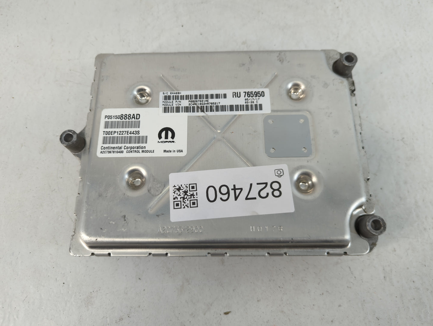 2017 Chrysler Pacifica PCM Engine Control Computer ECU ECM PCU OEM P/N:P68267021AE Fits OEM Used Auto Parts - Oemusedautopar