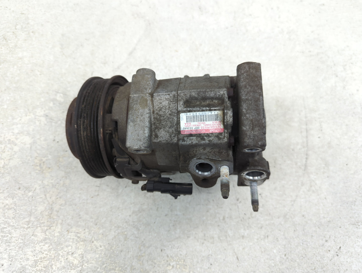 2011-2016 Chrysler Town & Country Air Conditioning A/c Ac Compressor Oem - Oemusedautoparts1.com
