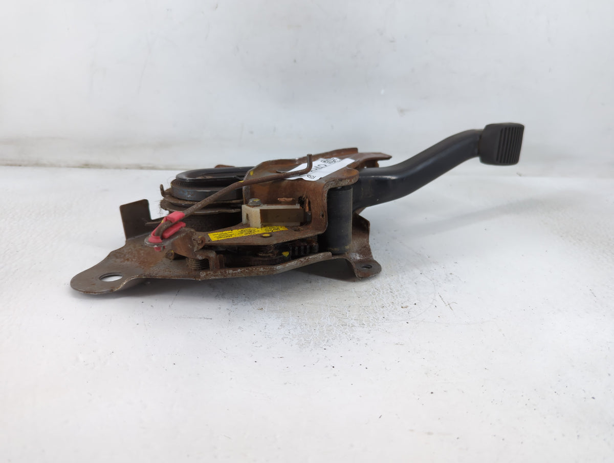 Driver Front Brake - Oem 779942 - Oemusedautoparts1.com