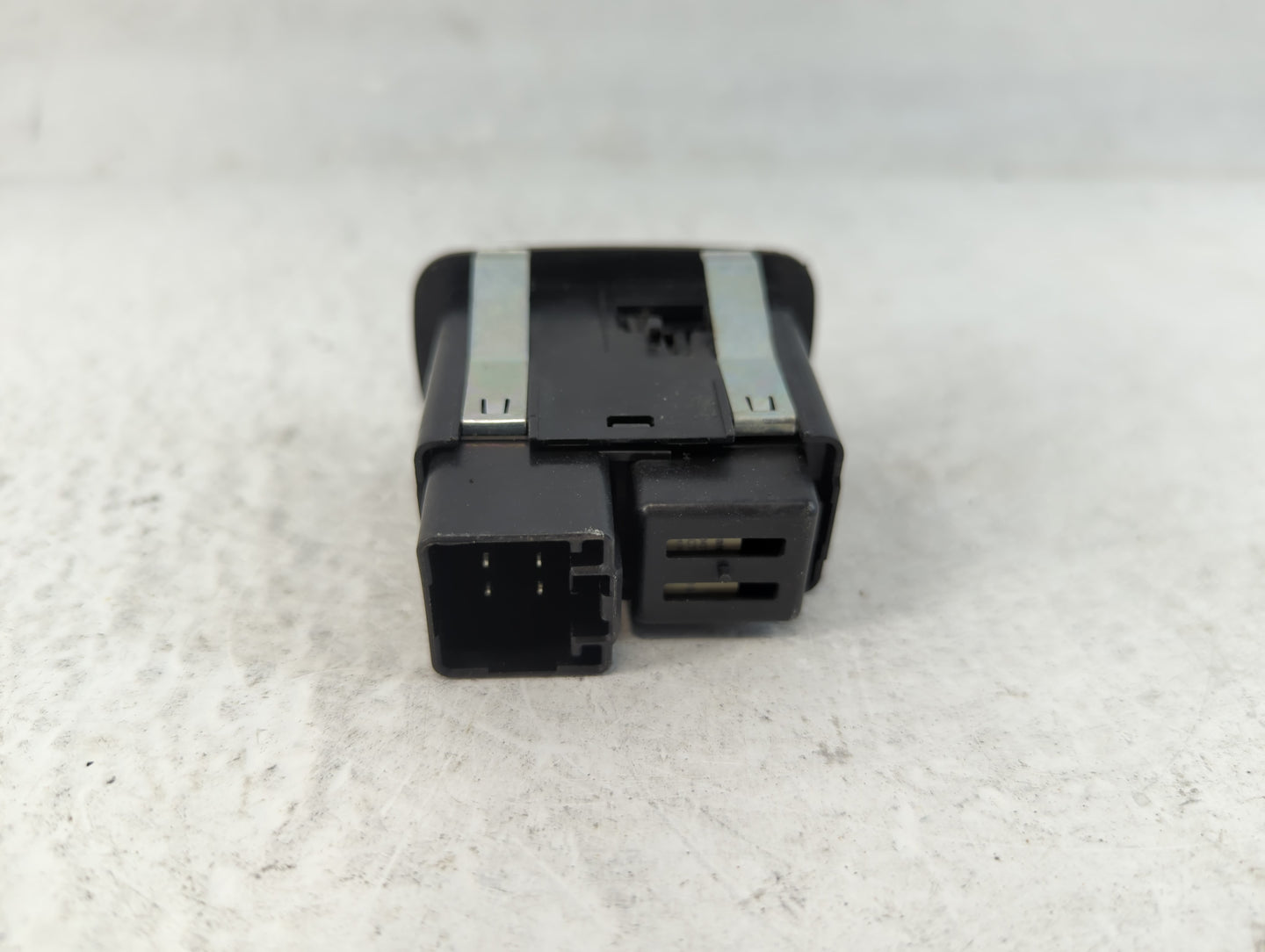 2017 Dodge Caravan Master Power Window Switch Replacement Driver Side Left P/N:68110874AC Fits OEM Used Auto Parts - Oemused