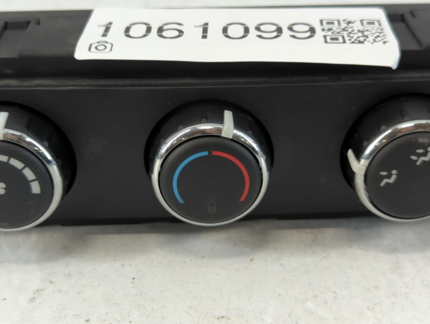 2017 Dodge Caravan Climate Control Module Temperature AC/Heater Replacement P/N:55111312AC Fits OEM Used Auto Parts - Oemuse