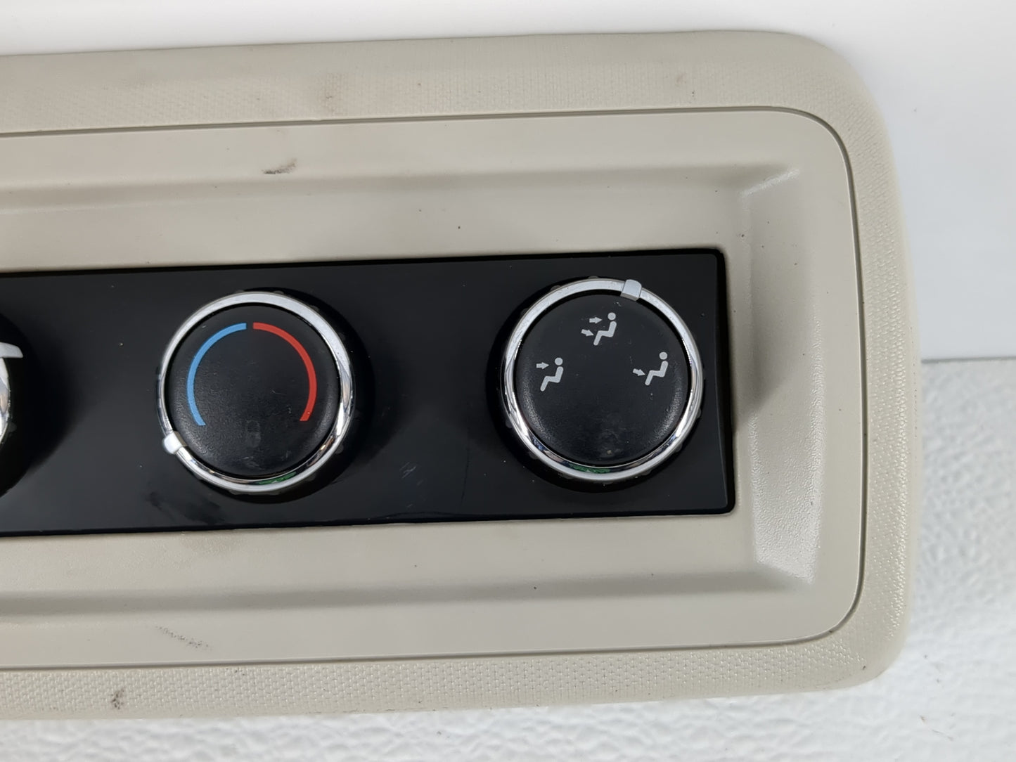 2017 Dodge Caravan Climate Control Module Temperature AC/Heater Replacement P/N:55111312AC Fits OEM Used Auto Parts - Oemuse