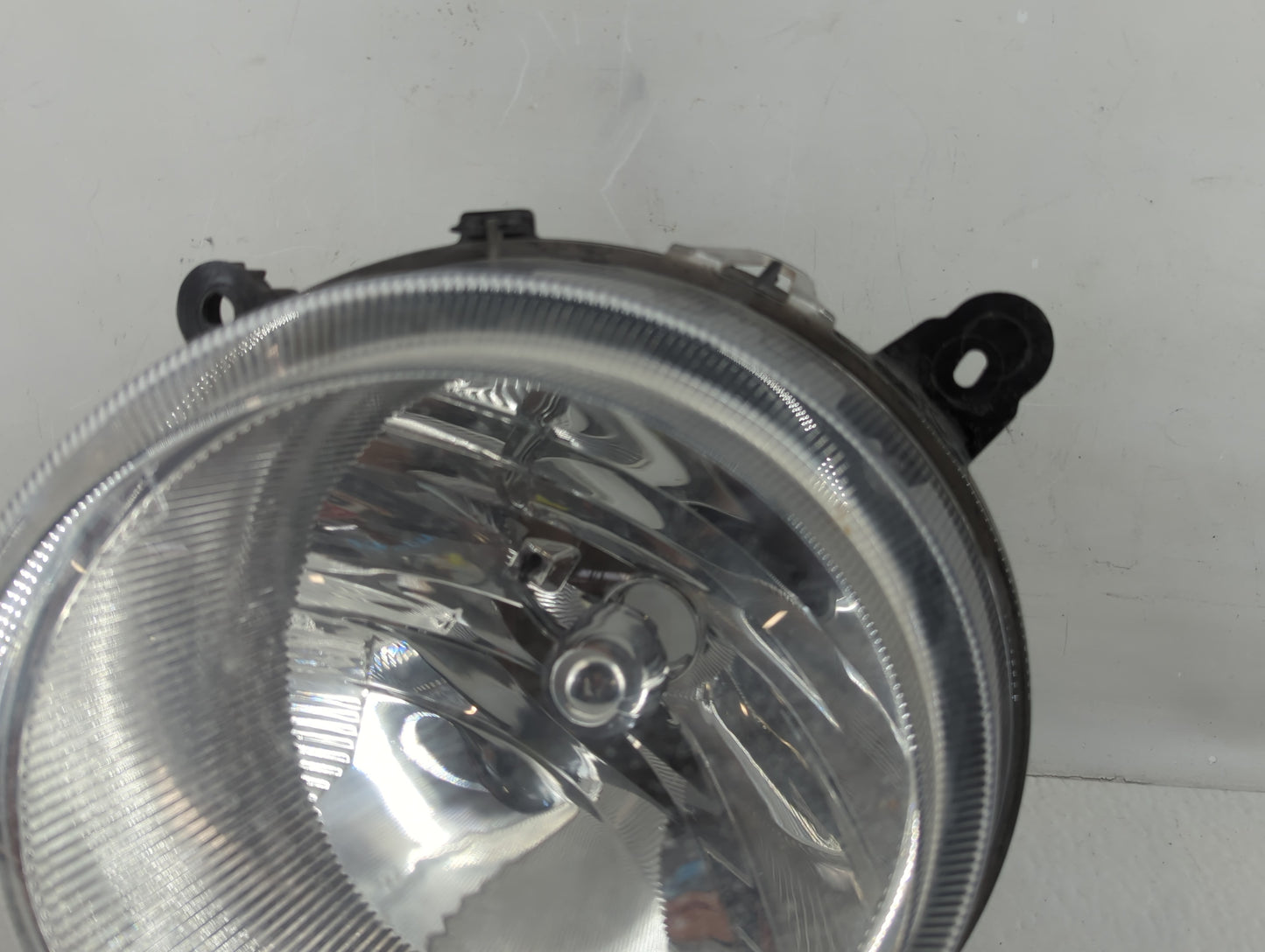 Dodge Caravan Passenger Right Oem Head Light Headlight Lamp - Oemusedautoparts1.com