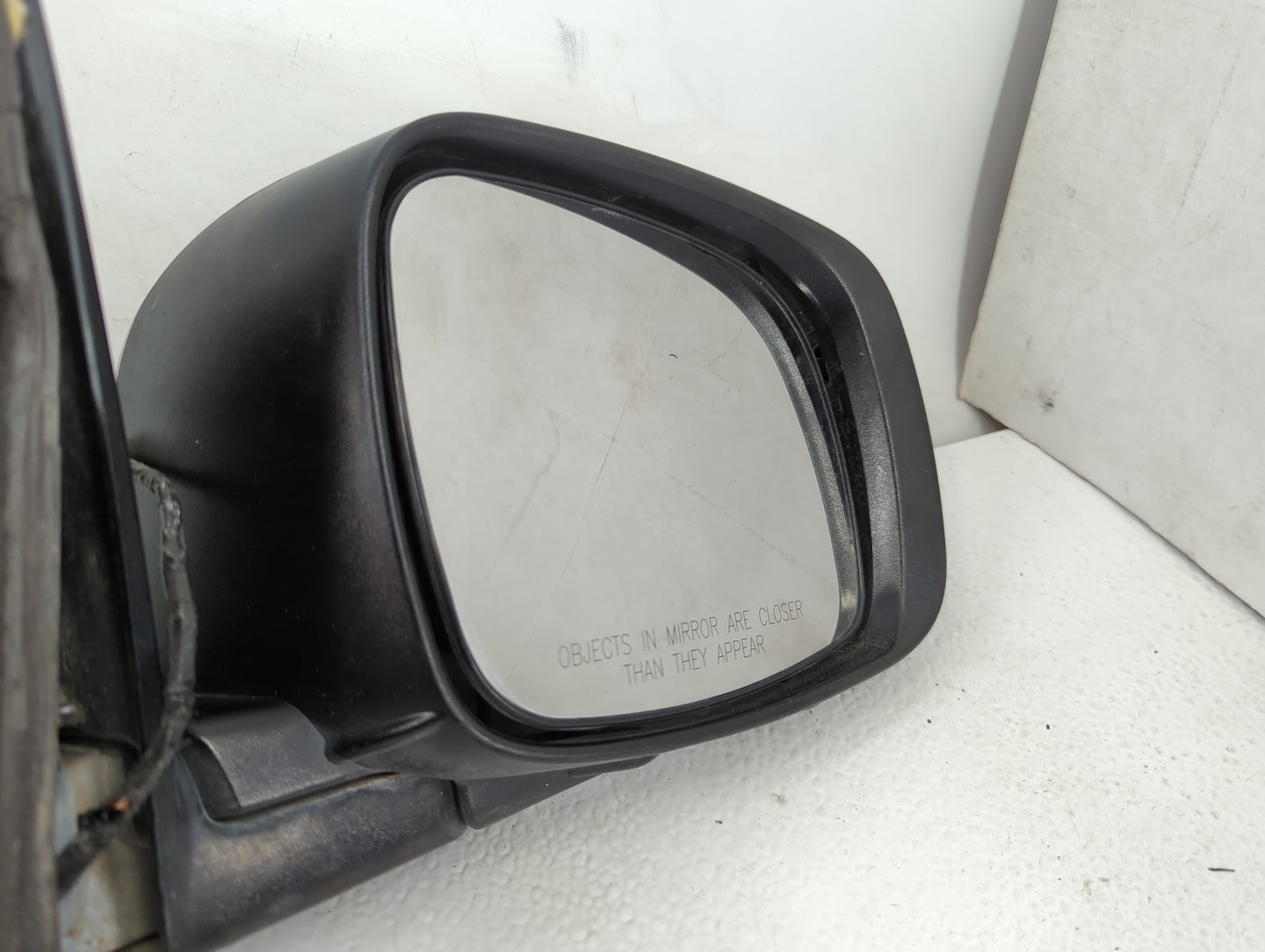 2017 Dodge Caravan Passenger Side View Mirror - Right Door Mirror OEM Used - Oemusedautoparts1.com