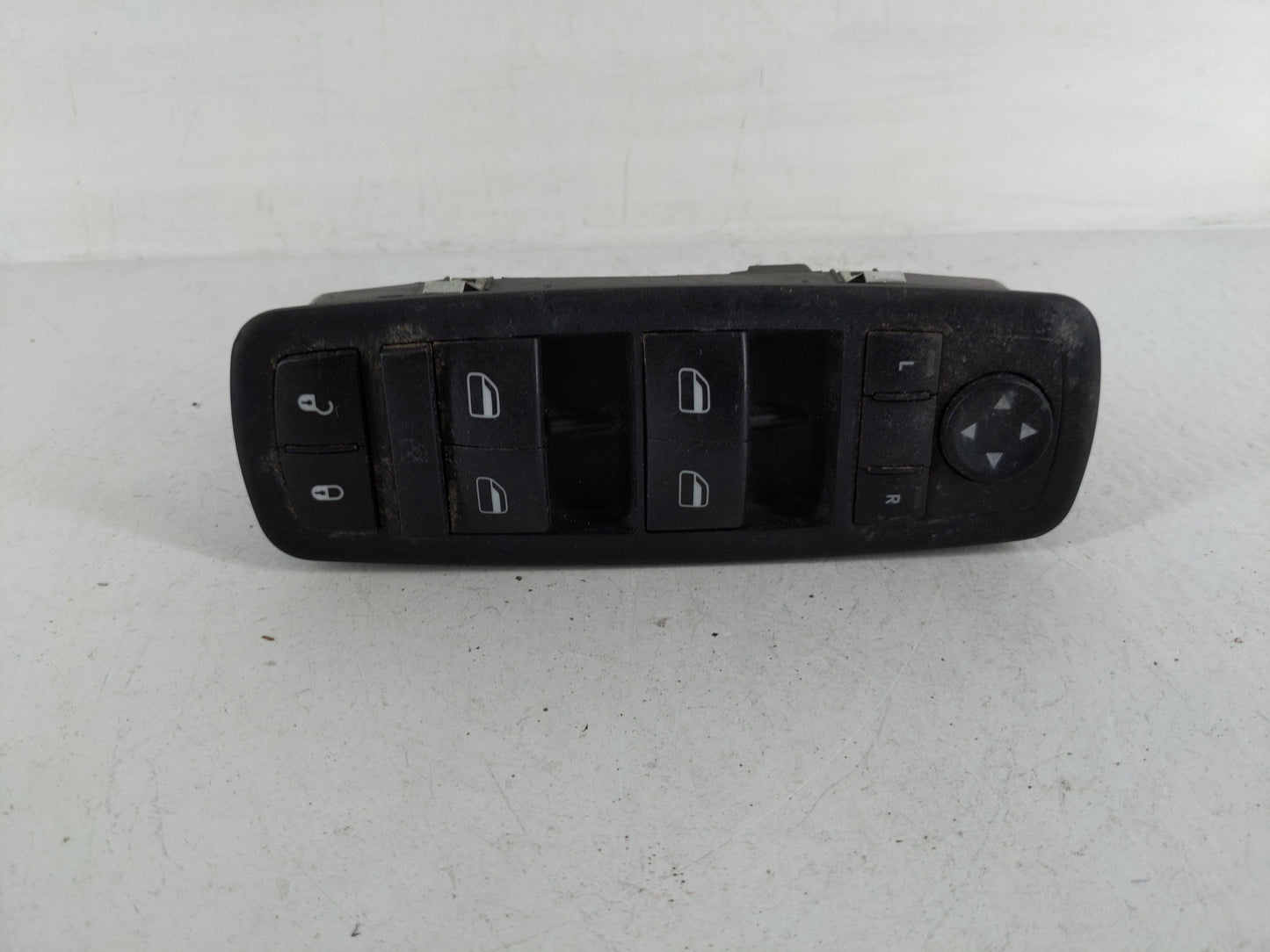 2017 Dodge Caravan Master Power Window Switch Replacement Driver Side Left P/N:68298871AA Fits OEM Used Auto Parts - Oemused