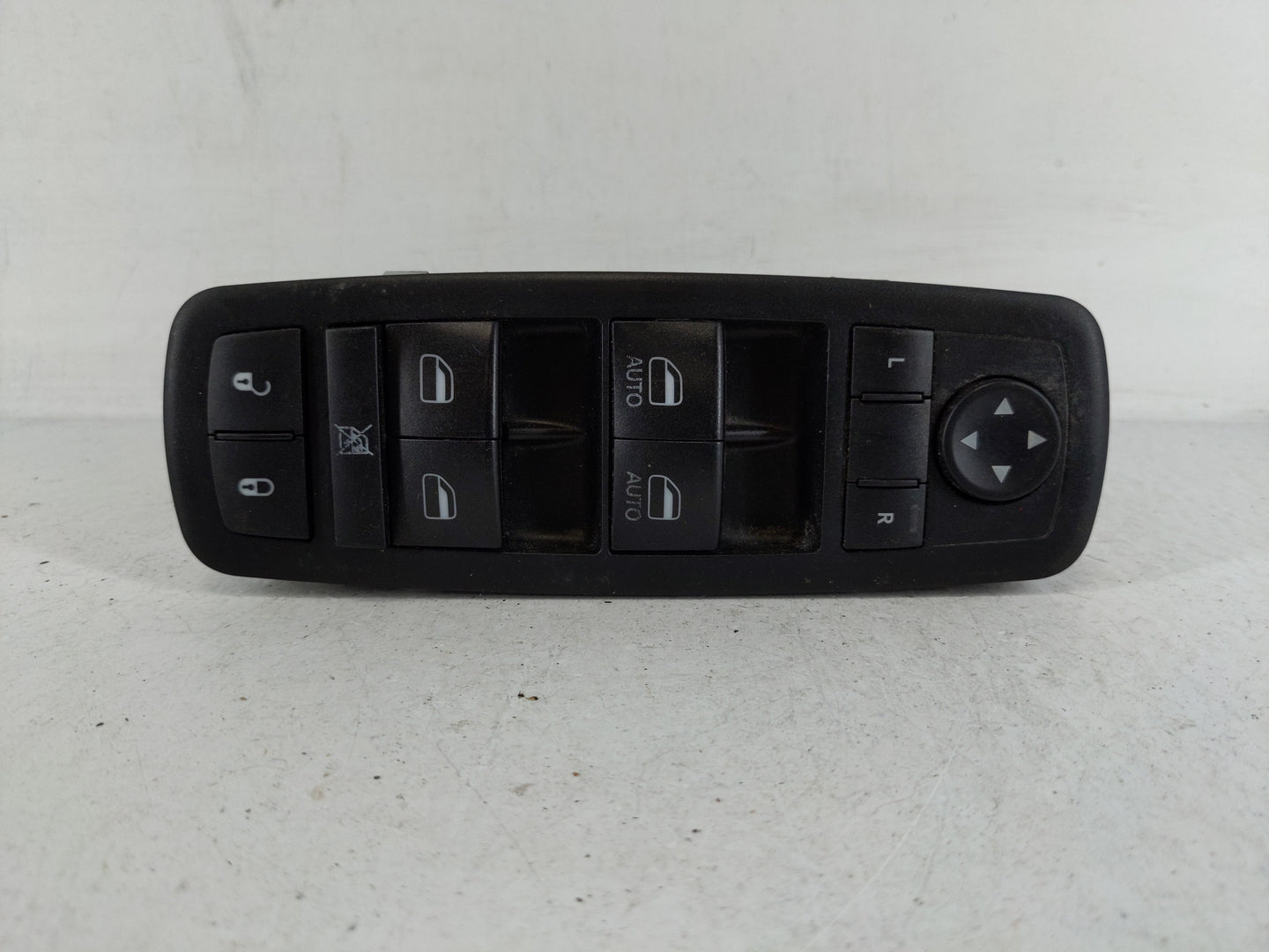 2017 Dodge Caravan Master Power Window Switch Replacement Driver Side Left P/N:68298871AA 68620454AA Fits OEM Used Auto Part