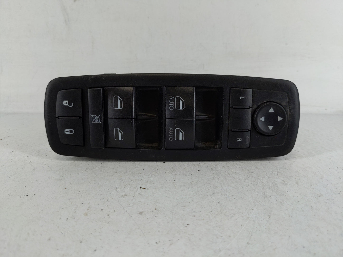 2017 Dodge Caravan Master Power Window Switch Replacement Driver Side Left P/N:68298871AA 68620454AA Fits OEM Used Auto Part