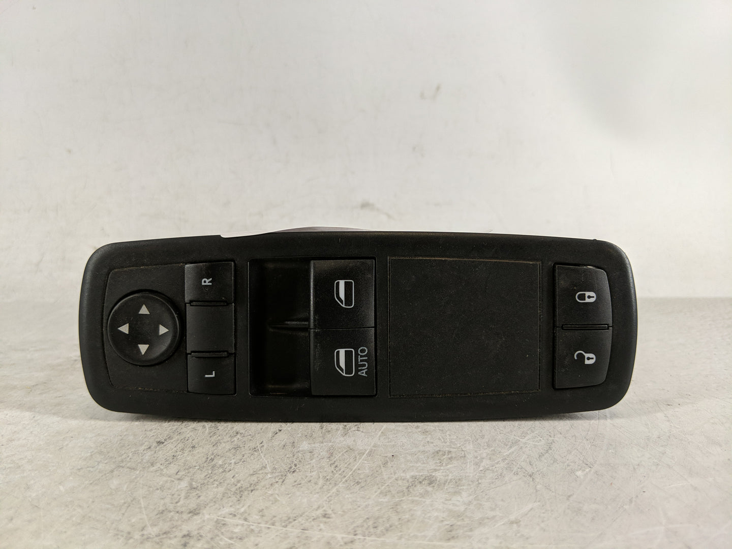 2017 Dodge Caravan Master Power Window Switch Replacement Driver Side Left P/N:68298870AA 68298871AA Fits Fits 2018 2019 202