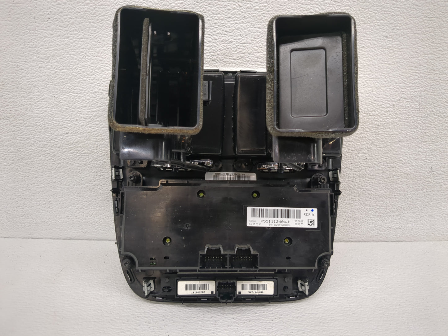 2017 Dodge Caravan Climate Control Module Temperature AC/Heater Replacement P/N:P551112240AJ Fits OEM Used Auto Parts - Oemu