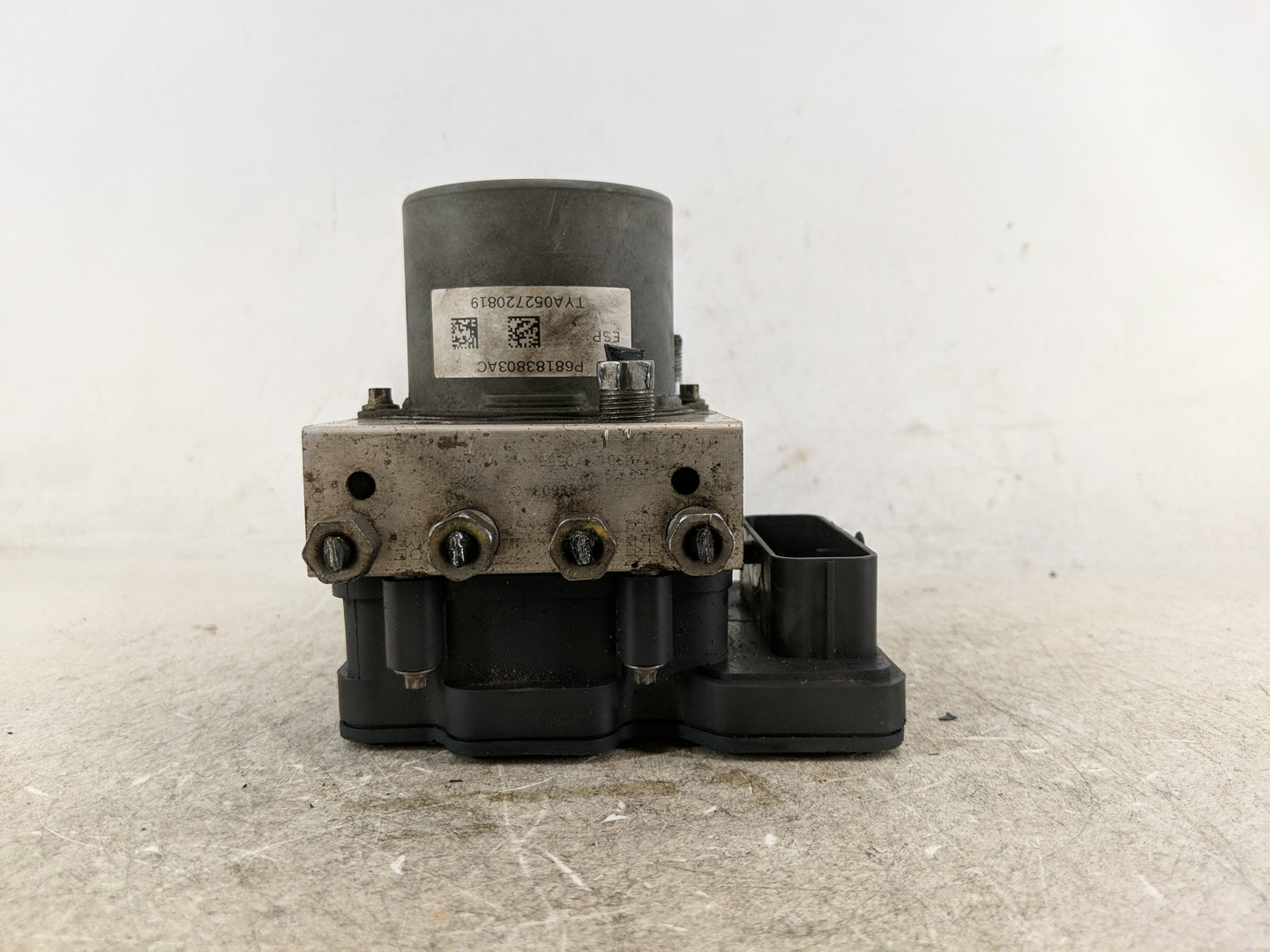 2017 Dodge Caravan ABS Pump Control Module Replacement P/N:201 1356 02 00819, 0265956023 Fits Fits 2015 2016 2018 2019 2020 