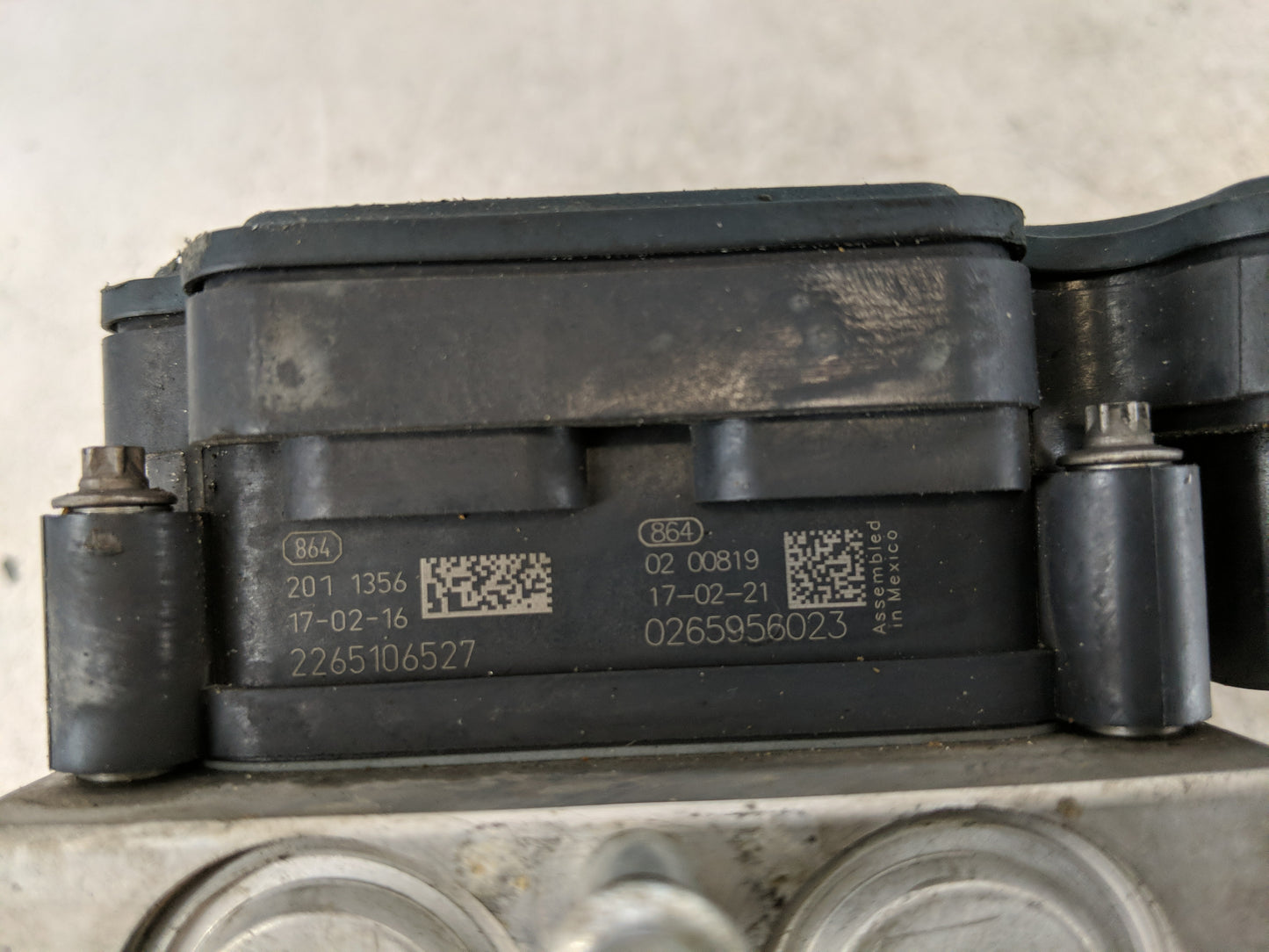 2017 Dodge Caravan ABS Pump Control Module Replacement P/N:201 1356 02 00819, 0265956023 Fits Fits 2015 2016 2018 2019 2020 