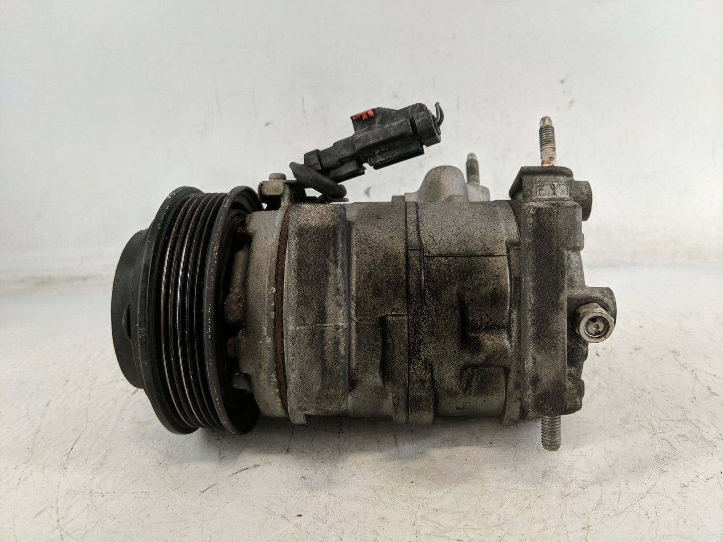 Dodge Caravan Air Conditioning A/c Ac Compressor Oem - Oemusedautoparts1.com