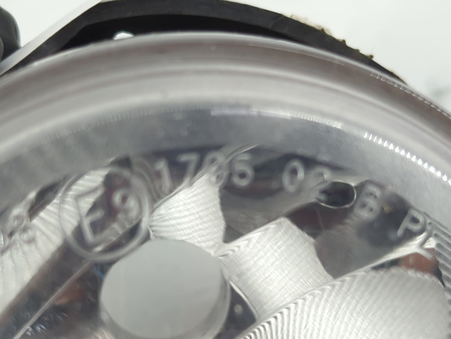 Dodge Caravan Passenger Right Oem Front Light Lamp - Oemusedautoparts1.com