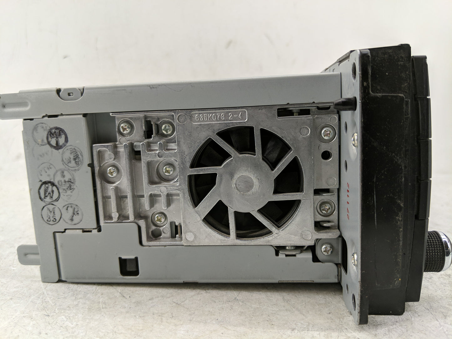 2017 Dodge Caravan Radio AM FM Cd Player Receiver Replacement Fits OEM Used Auto Parts - Oemusedautoparts1.com