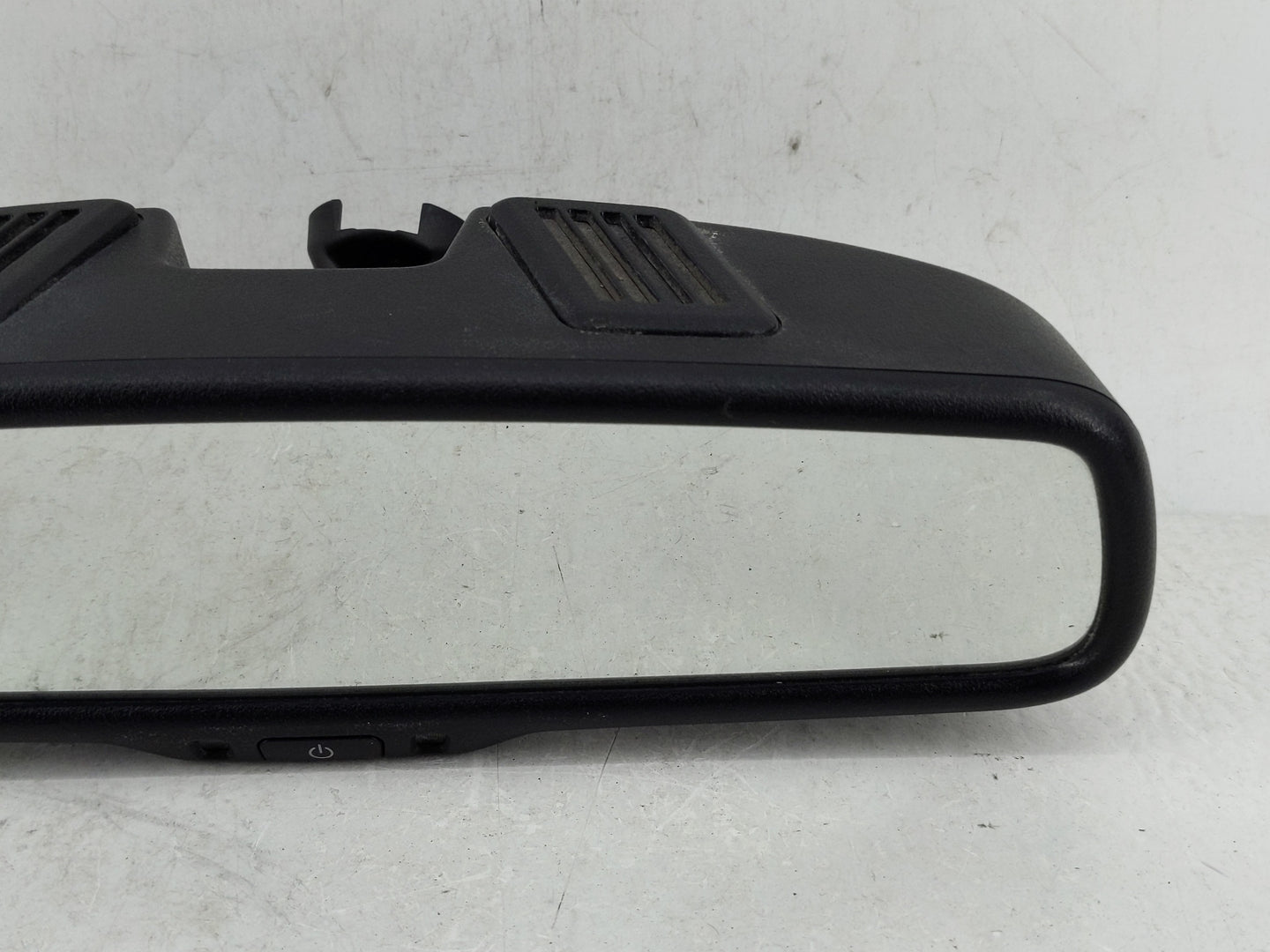 2017 Dodge Caravan Interior Rear View Mirror Replacement OEM P/N:E11026130 Fits Fits 2013 2014 2015 2016 OEM Used Auto Parts