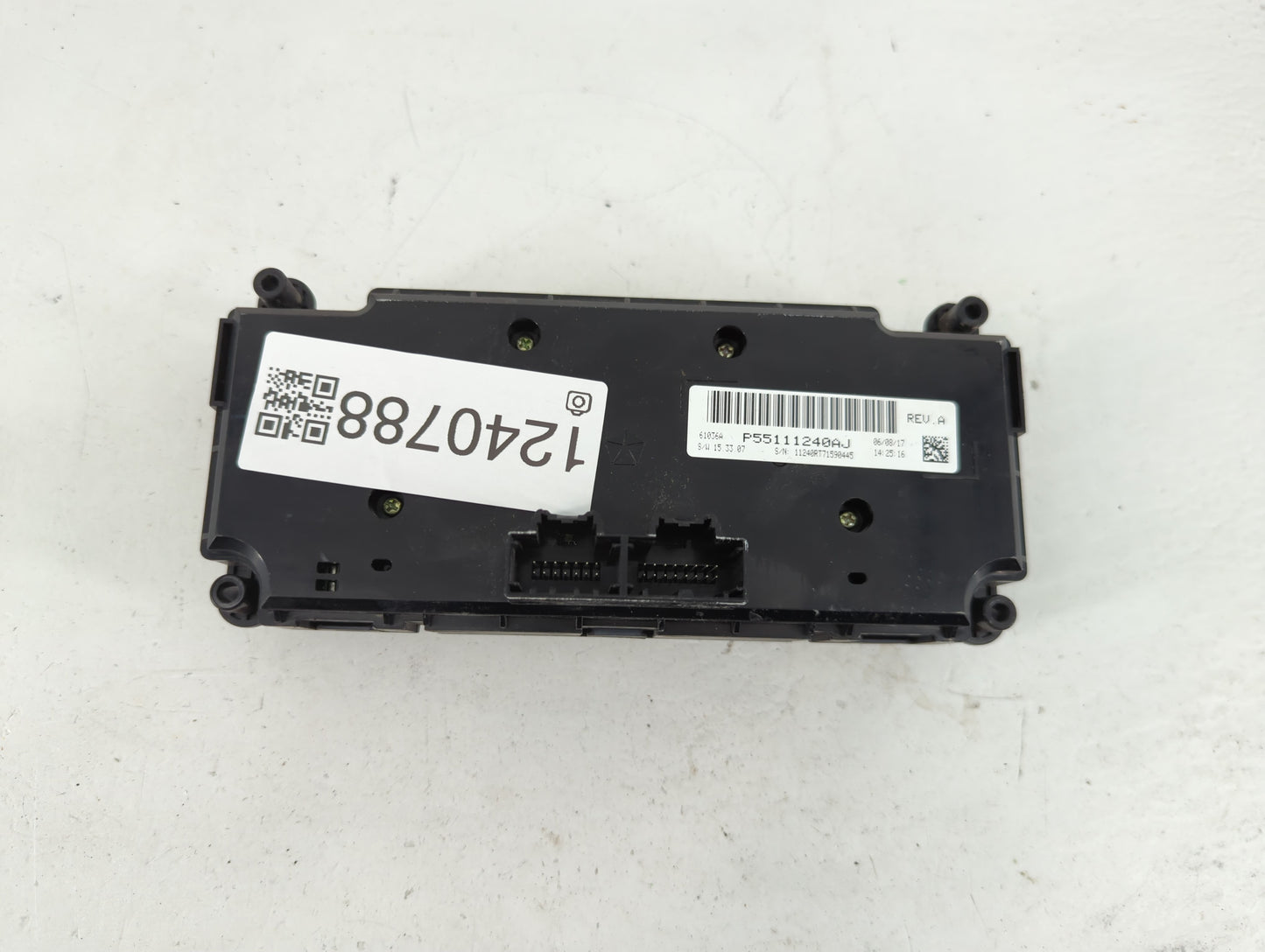 2017 Dodge Caravan Climate Control Module Temperature AC/Heater Replacement P/N:P55111240AJ Fits OEM Used Auto Parts - Oemus