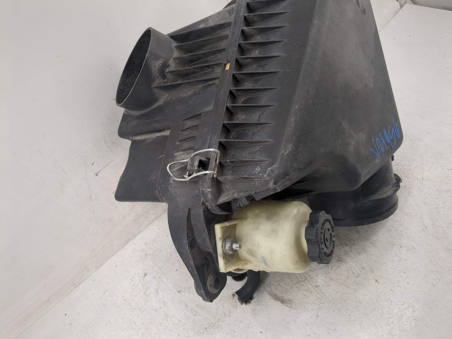 Dodge Caravan Air Cleaner Intake-duct Hose Tube - Oemusedautoparts1.com