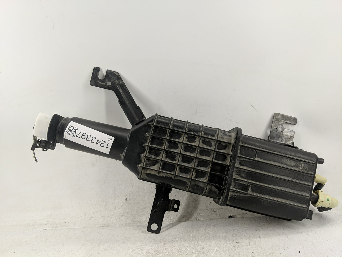 2017 Dodge Caravan Fuel Vapor Charcoal Canister - Oemusedautoparts1.com