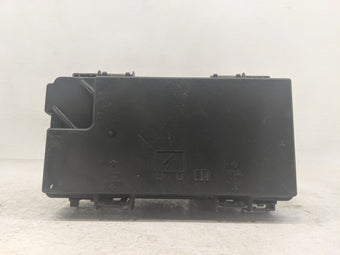 compare product 2017 Dodge Caravan Fusebox Fuse Box Panel Relay Module P/N:RT032842J0 Fits OEM Used Auto Parts