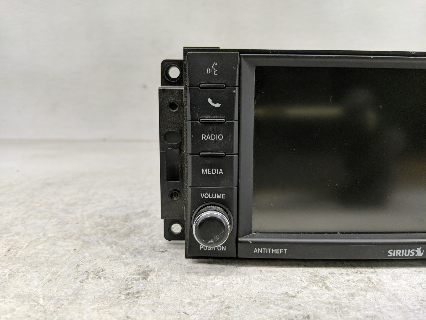 2017 Dodge Caravan Radio AM FM Cd Player Receiver Replacement Fits Fits 2012 2013 2014 2015 2016 2018 2019 2020 OEM Used Aut