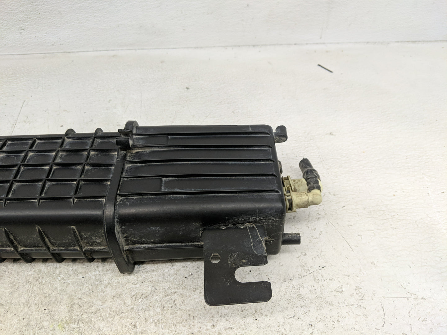 2017 Dodge Caravan Fuel Vapor Charcoal Canister - Oemusedautoparts1.com