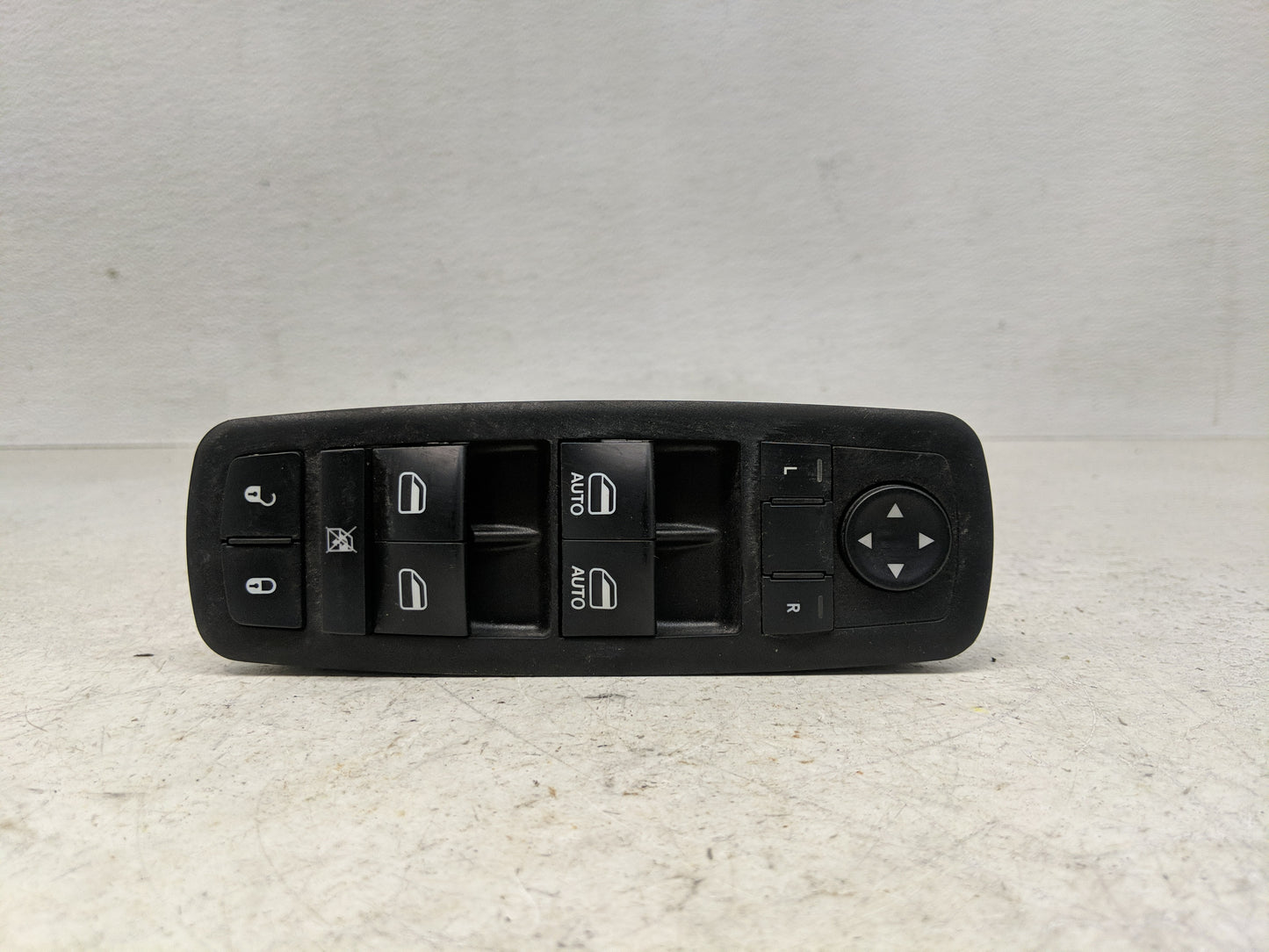 2017 Dodge Caravan Master Power Window Switch Replacement Driver Side Left P/N:10136342 68298871AA Fits OEM Used Auto Parts 