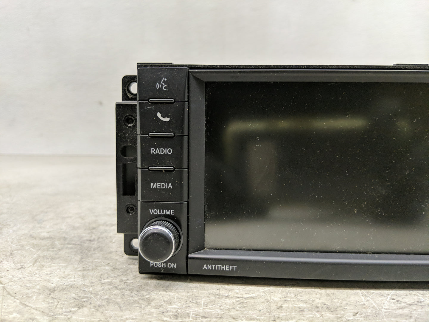 2017 Dodge Caravan Radio AM FM Cd Player Receiver Replacement P/N:68363300AA Fits Fits 2012 2013 2014 2015 2016 2018 2019 20